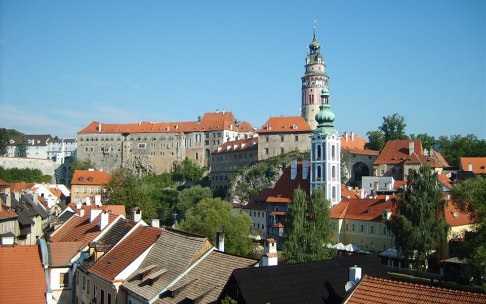 Česká republika - Český Krumlov, čtvrt Latrán a býv.kostel sv.Jošta (Wiki-O.Koníček)