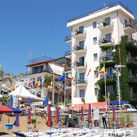 Hotel San Pietro *** - Letojanni