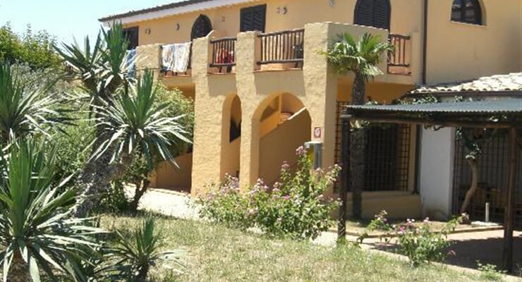 Villaggio Baia della Rocchetta (2)