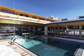 Nassfeld - hotel**** Sonnenalpe na svahu, wellness a skipas v ceně / č.6024