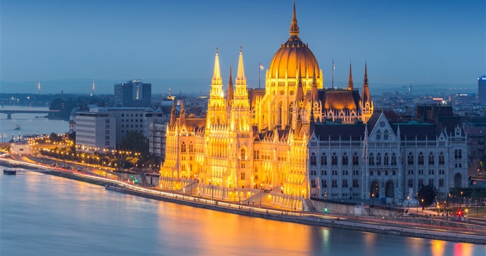 Maďarsko - noční Budapešť