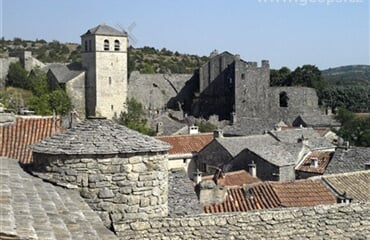 Languedoc, kraj Katarů a kaňon Ardeche **