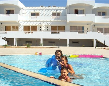 ROYAL BEACH (1)
