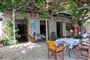 Hotel Logan´s Beach: fotografie vybavení exteriérů a interiérů ubytování.