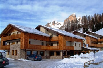 Dolomity - Civeta - hotel**** Orso Grigio na sjezdovce, skipas v ceně / č.2