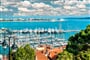 Francie - panoramatický pohled na přístav v Cannes