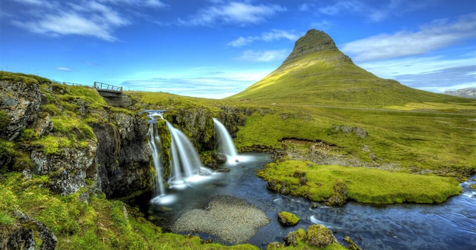 Poznávací zájezd Island - hora Kirkjufell