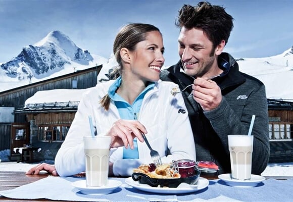 Lyžování Rakousko ledovec Kitzsteinhorn Kaprun vše v ceně
