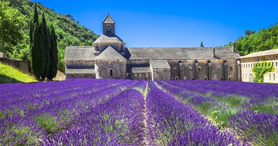 Francie - Provance - klášter Senanque