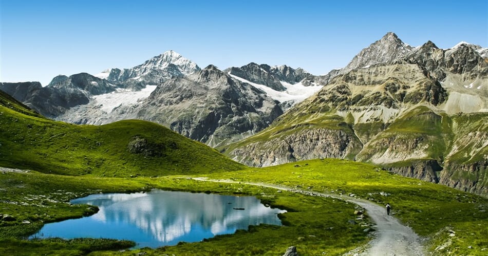 Poznávací zájezd Švýcarsko - pohled na Matterhorn