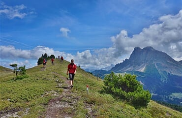 Pohodový týden v Alpách - Pohádkové Dolomity - Brixen s kartou za super cenu**
