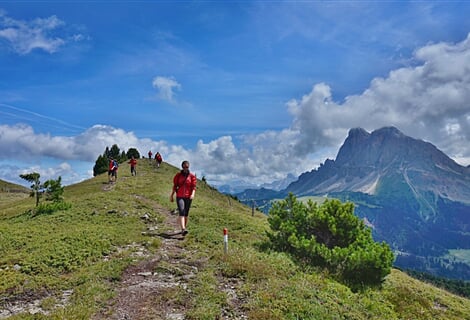 Pohodový týden v Alpách - Pohádkové Dolomity - Brixen s kartou za super cenu**