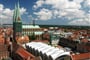 Německo - Lübeck - Marienkirche a před ním náměstí Markt