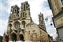 Francie - Pikardie - Laon, katedrála Notre Dame, 1155-1235, ranně gotická, postavena podle vzoru Saint Denis a sloužila jako vzor pro Chartres