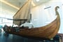 Island, muzeum Vikingský svět - dokonalá replika vikingkého drakaru