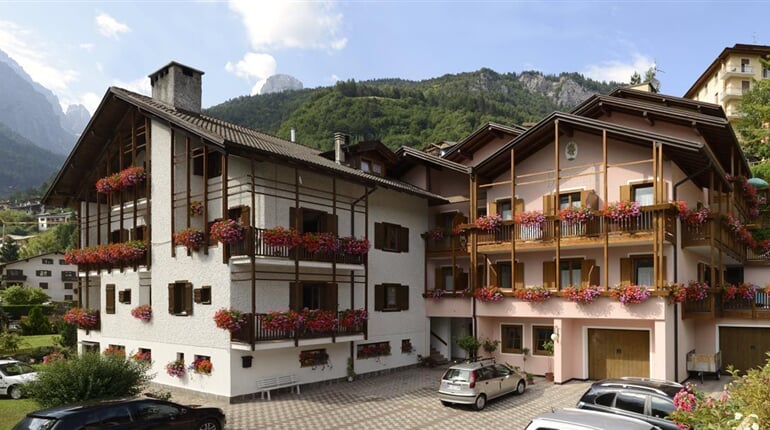 Betulla Molveno-léto