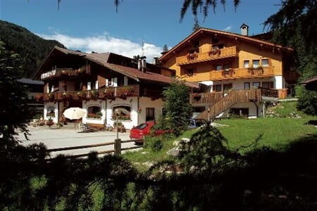 Hotel Camoscio*** - Rocca Pietore