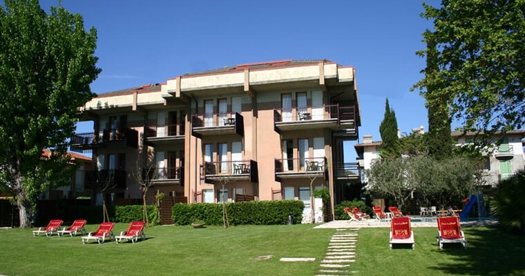 Hotel Smeraldo, Sirmione (1)