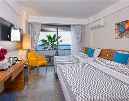 FLORIA BEACH (38)