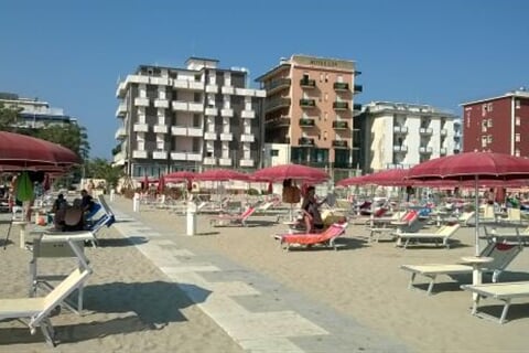 Rimini - Viserba - HOTEL GIN ***