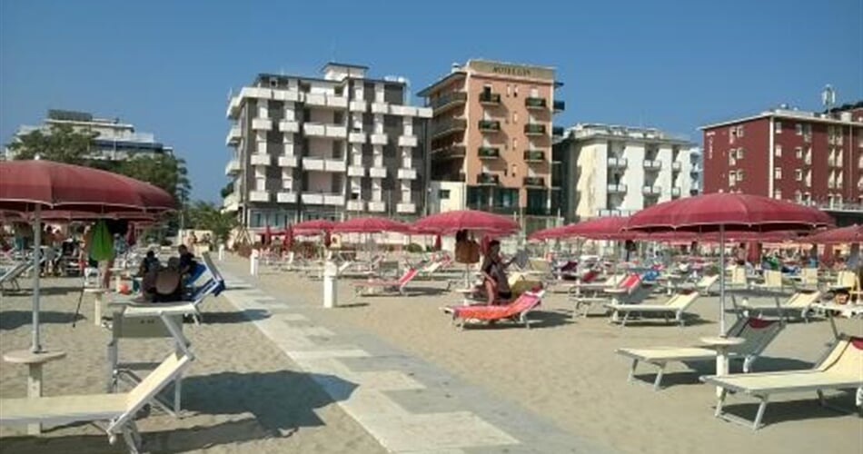 hotel-gin