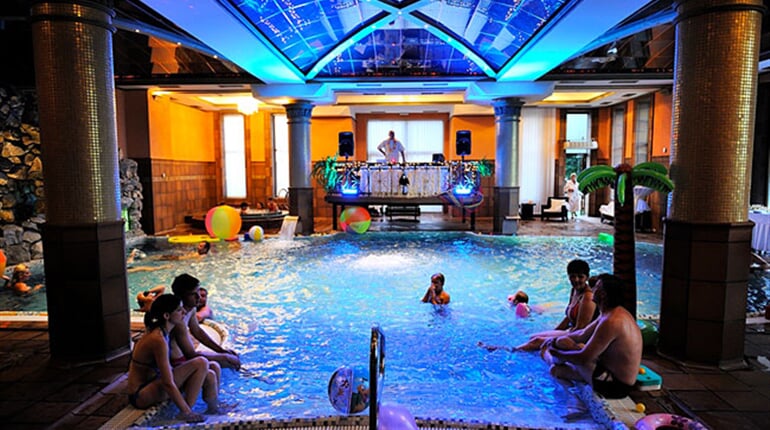 748_ vnitřní bazén02