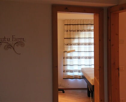 1273_13_BeautyFarm