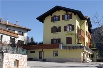 Hotel Aurora *** - Molveno