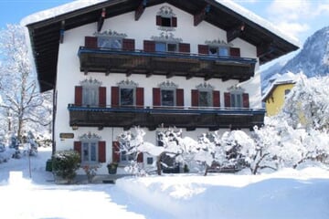 Lofer - lyžování v Alpách - pension Haus Edelweiss, děti zdarma, skipas v ceně / č. 5211
