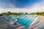 vnitřní a venkovní bazény v terme Lendava