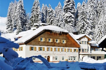 Alpy - Dachstein West, hotel*** Lungötzerhof s welness v ceně /č.2534