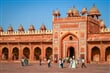 Indie - brány města Fatehpur Sikri