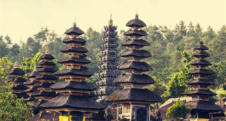 Pura Besakih temple, Bali, Indonesia_shutterstock_306760838