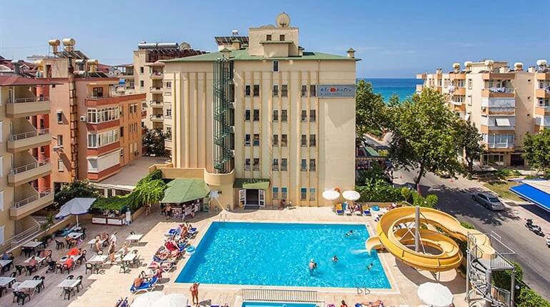 Hotel Kleopatra Beach: fotografie vybavení exteriérů a interiérů ubytování.