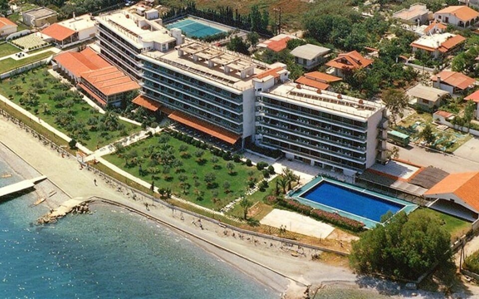 Calamos Beach hotel (2)