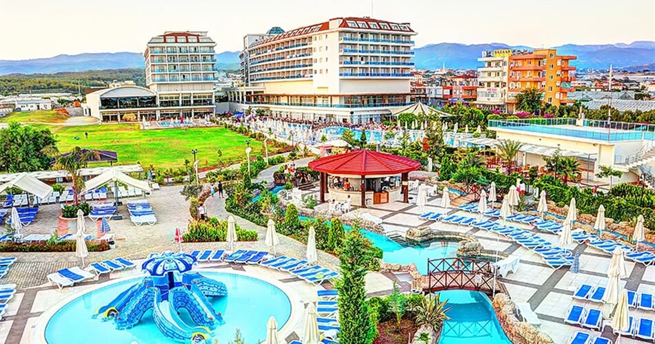 Hotel Kahya Resort Aqua & Spa: fotografie vybavení exteriérů a interiérů ubytování.