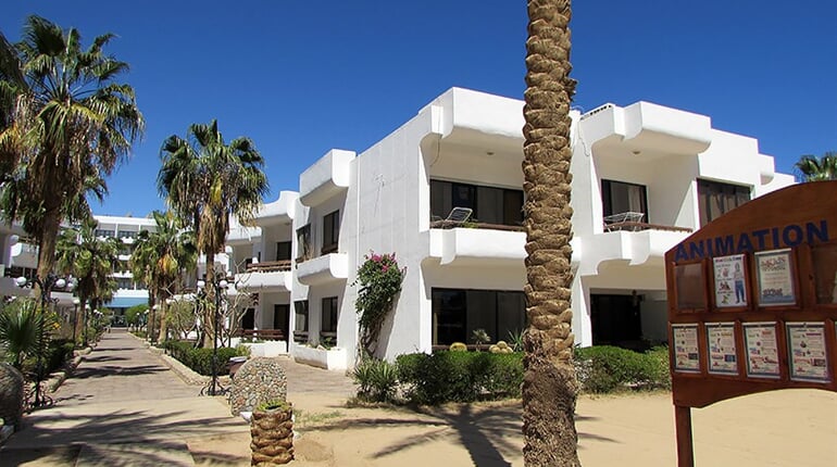 Hotel Marlin Inn Azur Resort: fotografie vybavení exteriérů a interiérů ubytování.