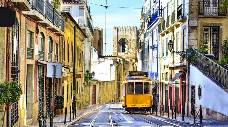 Foto - To nejlepší z Lisabonu (letecky z Ostravy – Katovic)