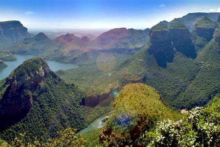 The Southern Cross (Shongololo Express)