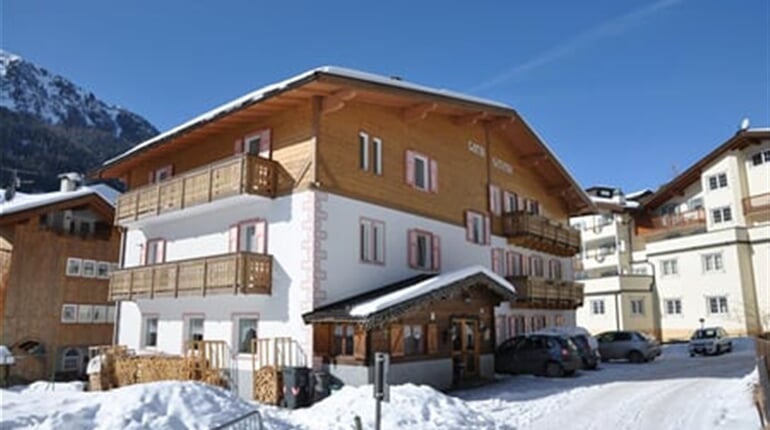 Garni Serena Canazei 2019  (1)