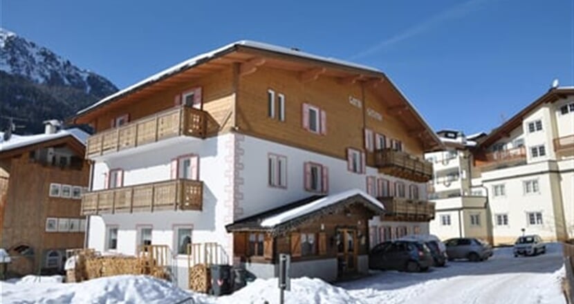 Garni Serena Canazei 2019  (1)