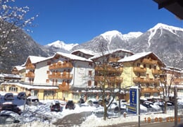Hotel Canada **** - Pinzolo