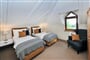 1552 img1 b