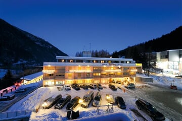 Hotel Sporting Ravelli ***S - Marilleva 900