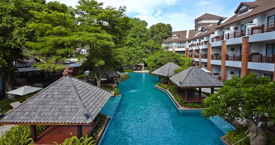 Foto - Bangkok - Pattaya (Thajsko), Woodlands Hotel ****, Pattaya, Bangkok Palace Hotel ****, Bangkok