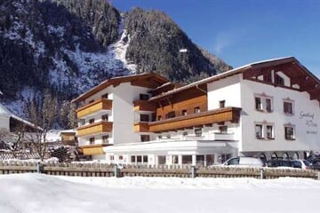 Ledovec Pitztal - hotel*** Wiese, skipas a bazén v ceně /č. 9041