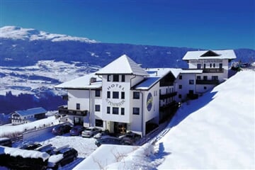 Ledovec Pitztal - hotel*** Alpenfriede, skipas v ceně / č.9201