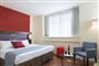 12 - gallery photos - 45214811