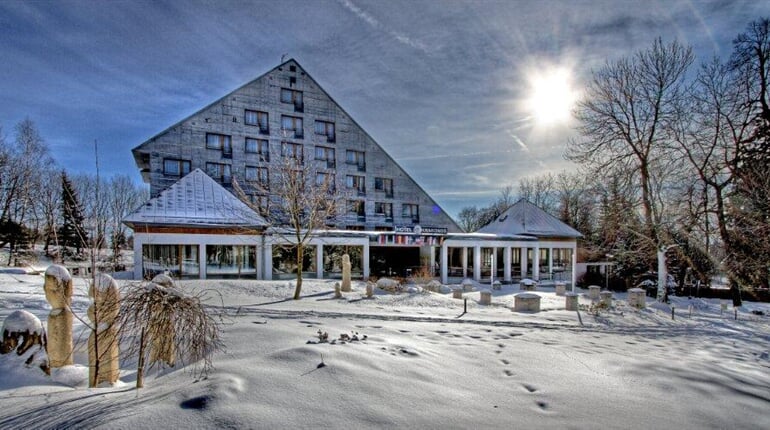Hotel 02