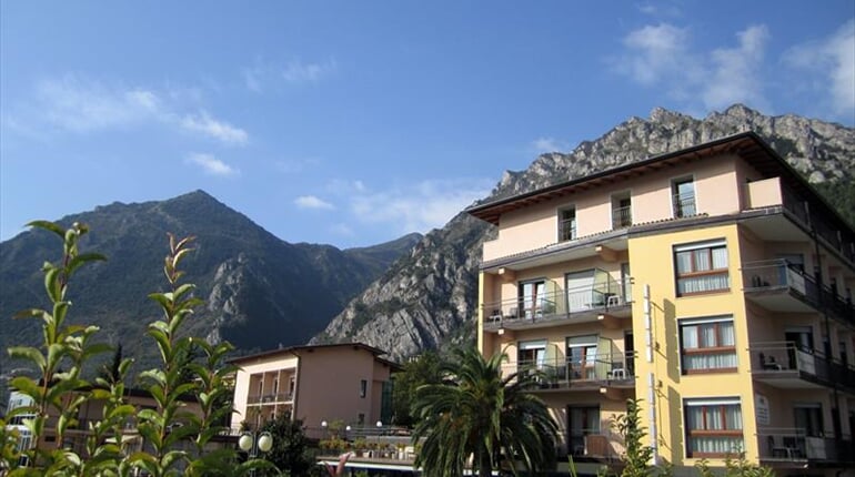 Foto - Limone Sul Garda - Hotel Garda Bellevue v Limone sul Garda ****